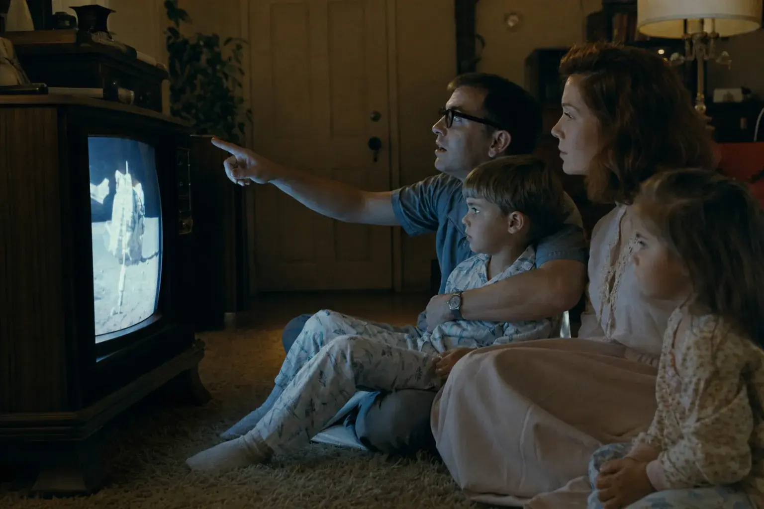 Recreation: watching the moon landing in the living room, 1969